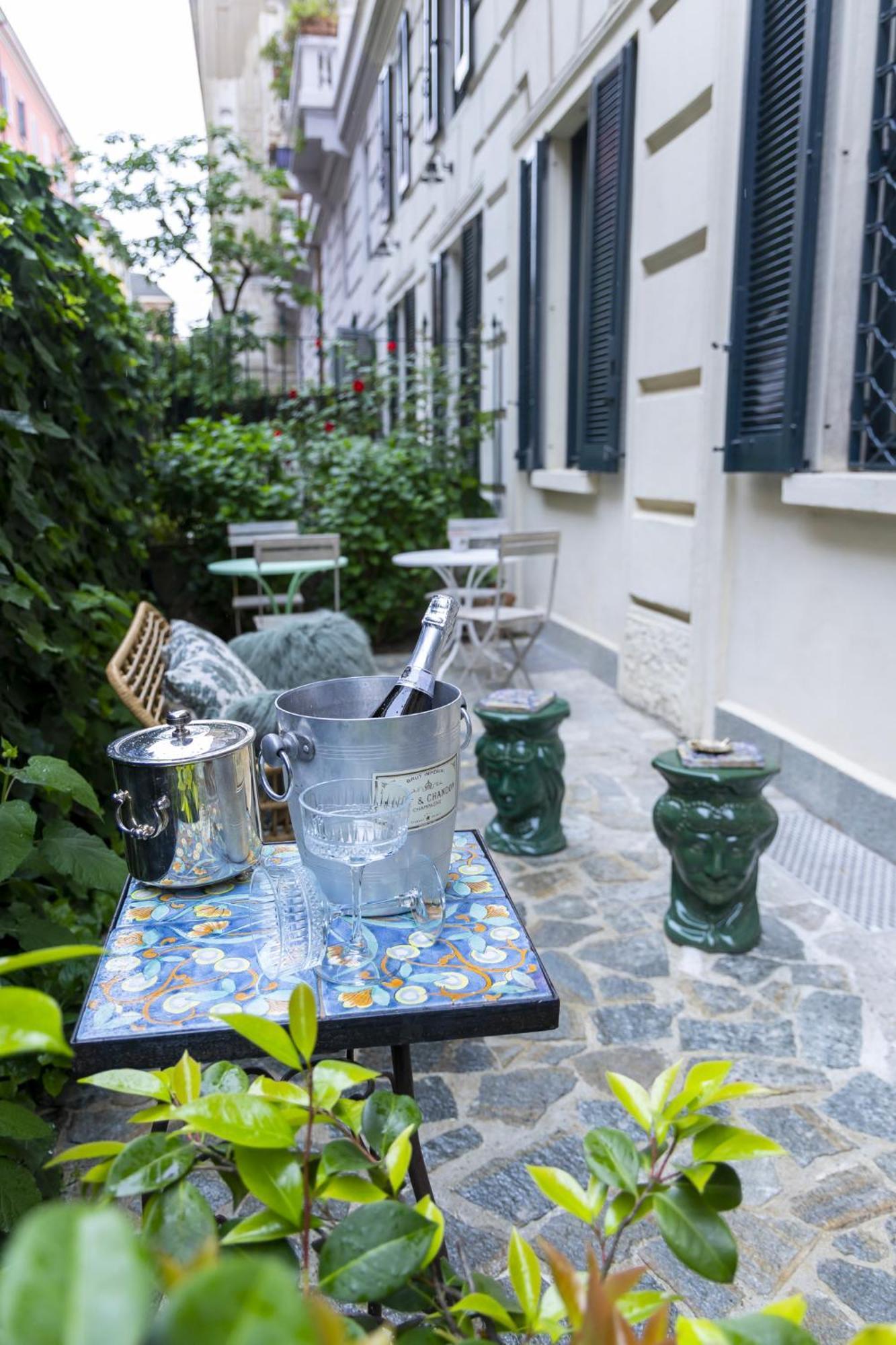 Luxury Bohemian Suite With Private Garden In Milano Eksteriør bilde